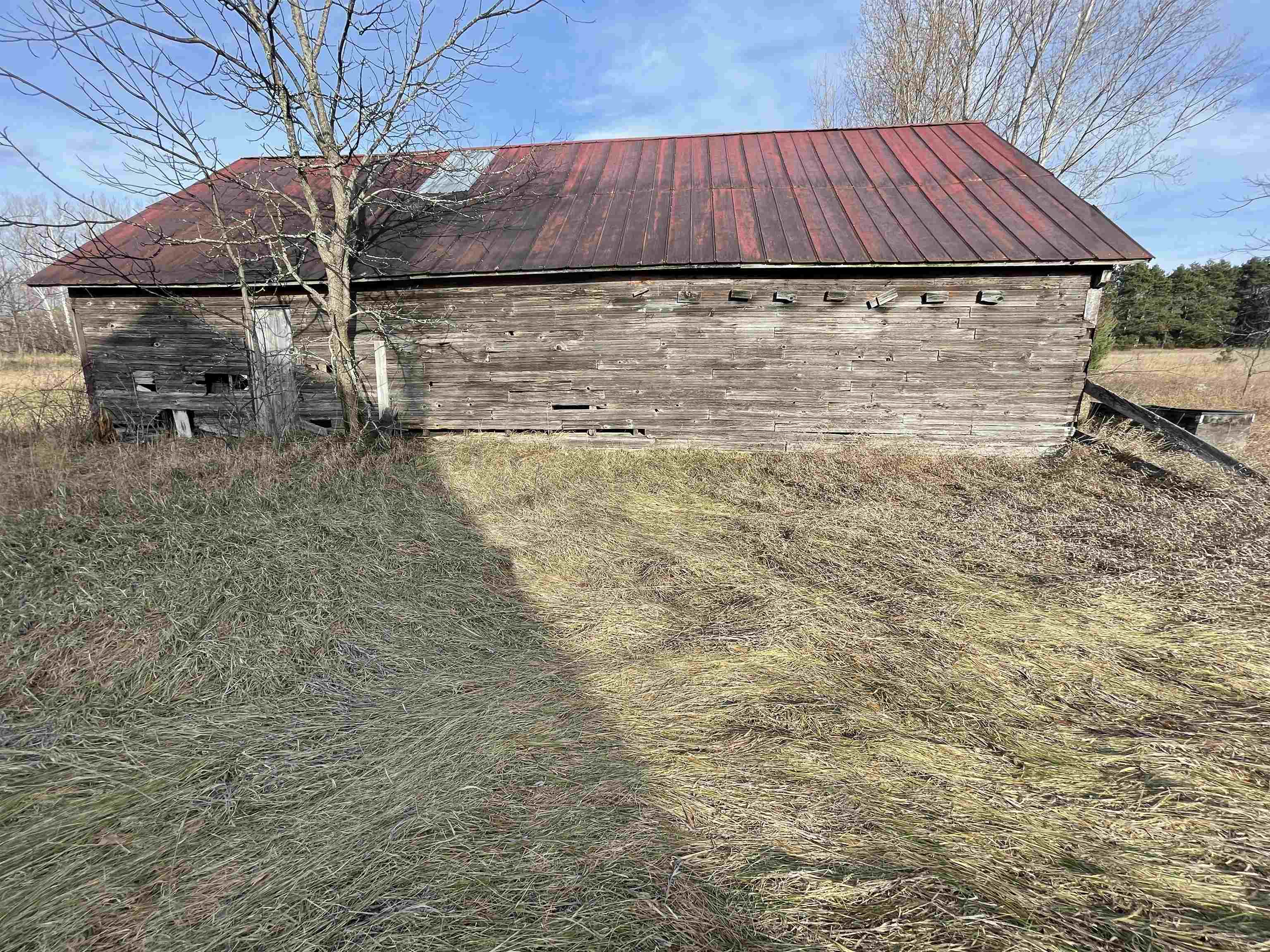 7953 South Shimek Road Maple City, MI 49664 - Photo 16 of 26
