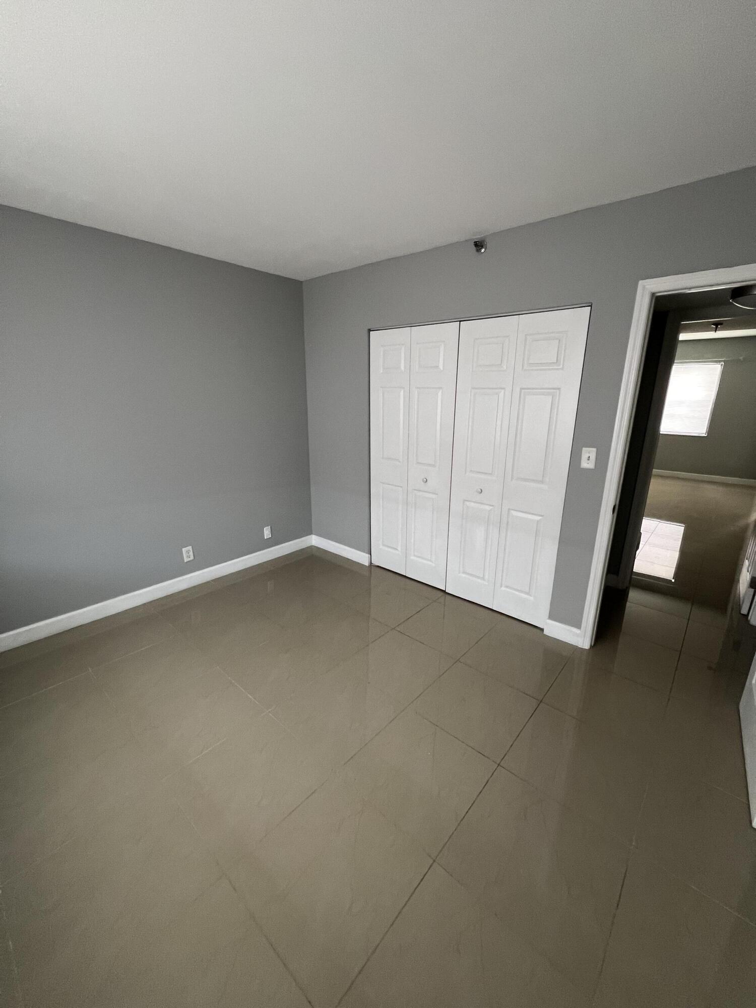 9235 Southwest 8th Street, Unit 503 Boca Raton, FL 33428 - Photo 6 of 11 4