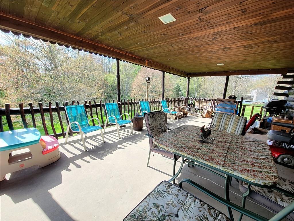 391 Carbon Center Road Butler, PA 16002 - Photo 11 of 20 Gallery Image 11