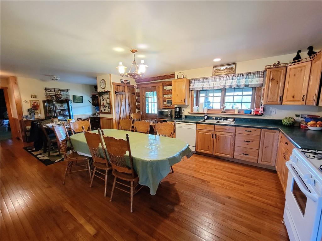 391 Carbon Center Road Butler, PA 16002 - Photo 3 of 20 Gallery Image 3