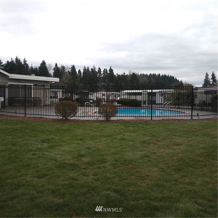 2302 R Street Southeast, Unit 17 Auburn, WA 98002 - Photo 4 of 17 Gallery Image 4
