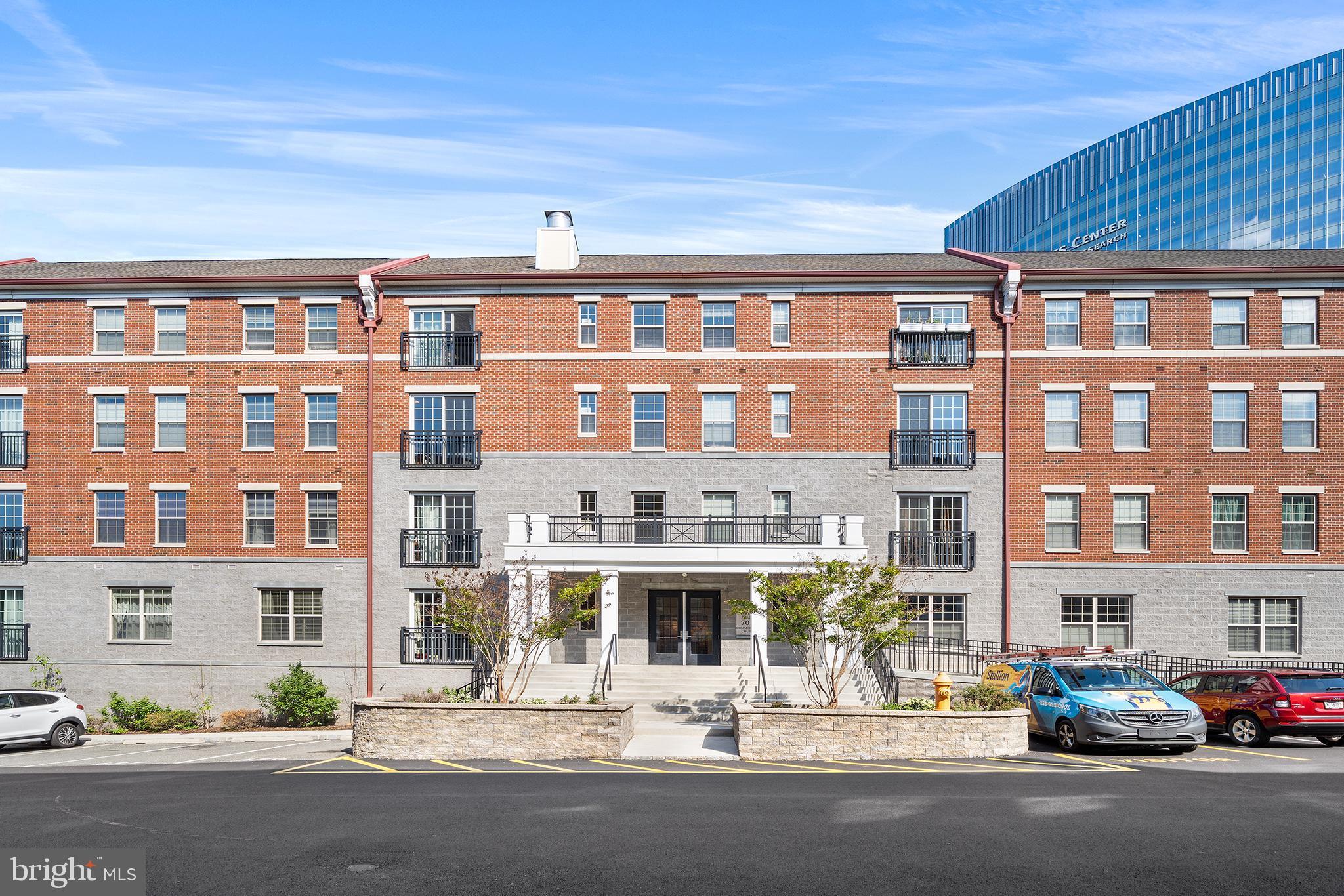 700 Commodore Court, Unit 2718 Philadelphia, PA 19146 - Photo 32 of 36 a front view of a building with street