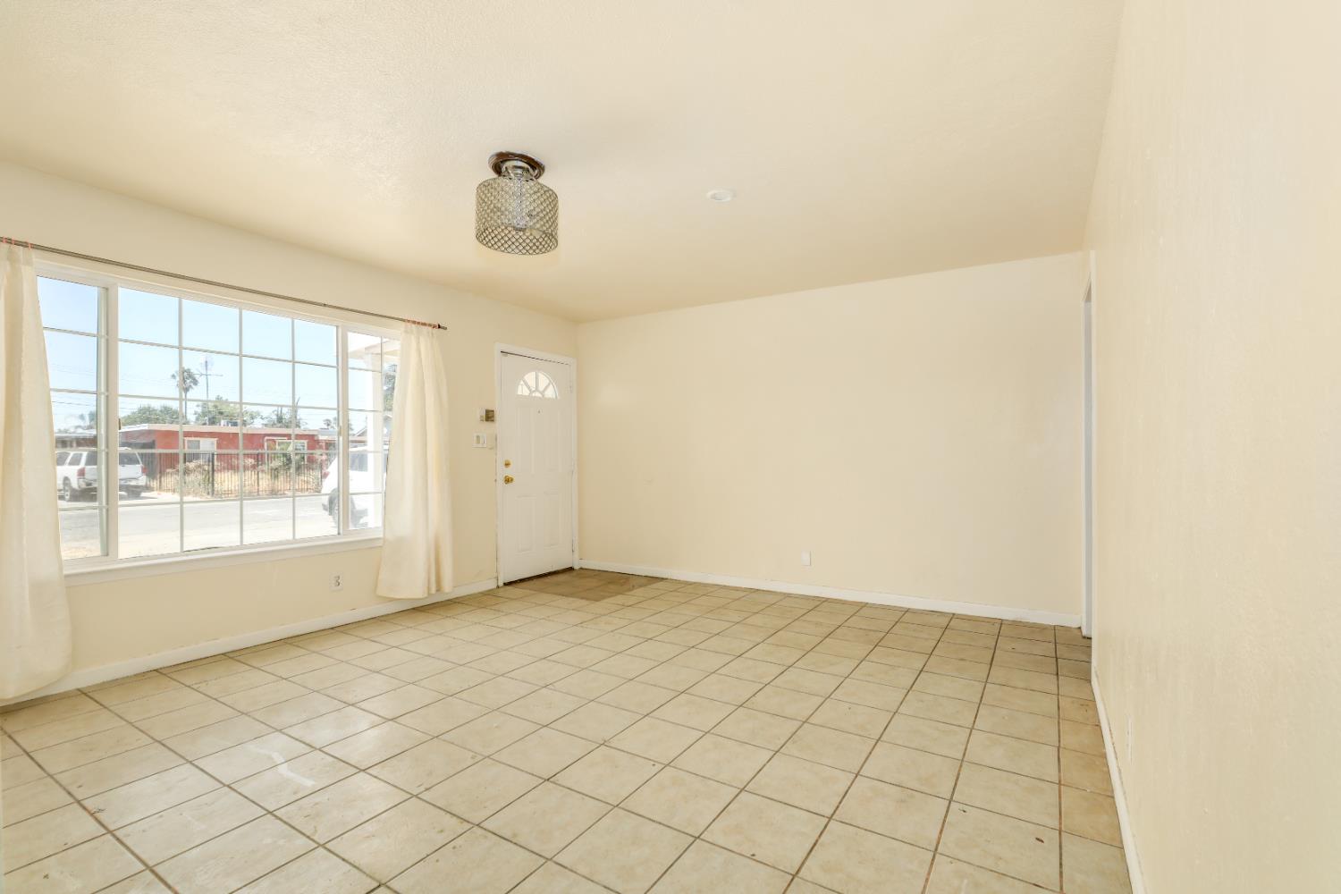 3904 High Street Sacramento, CA 95838 - Photo 6 of 36