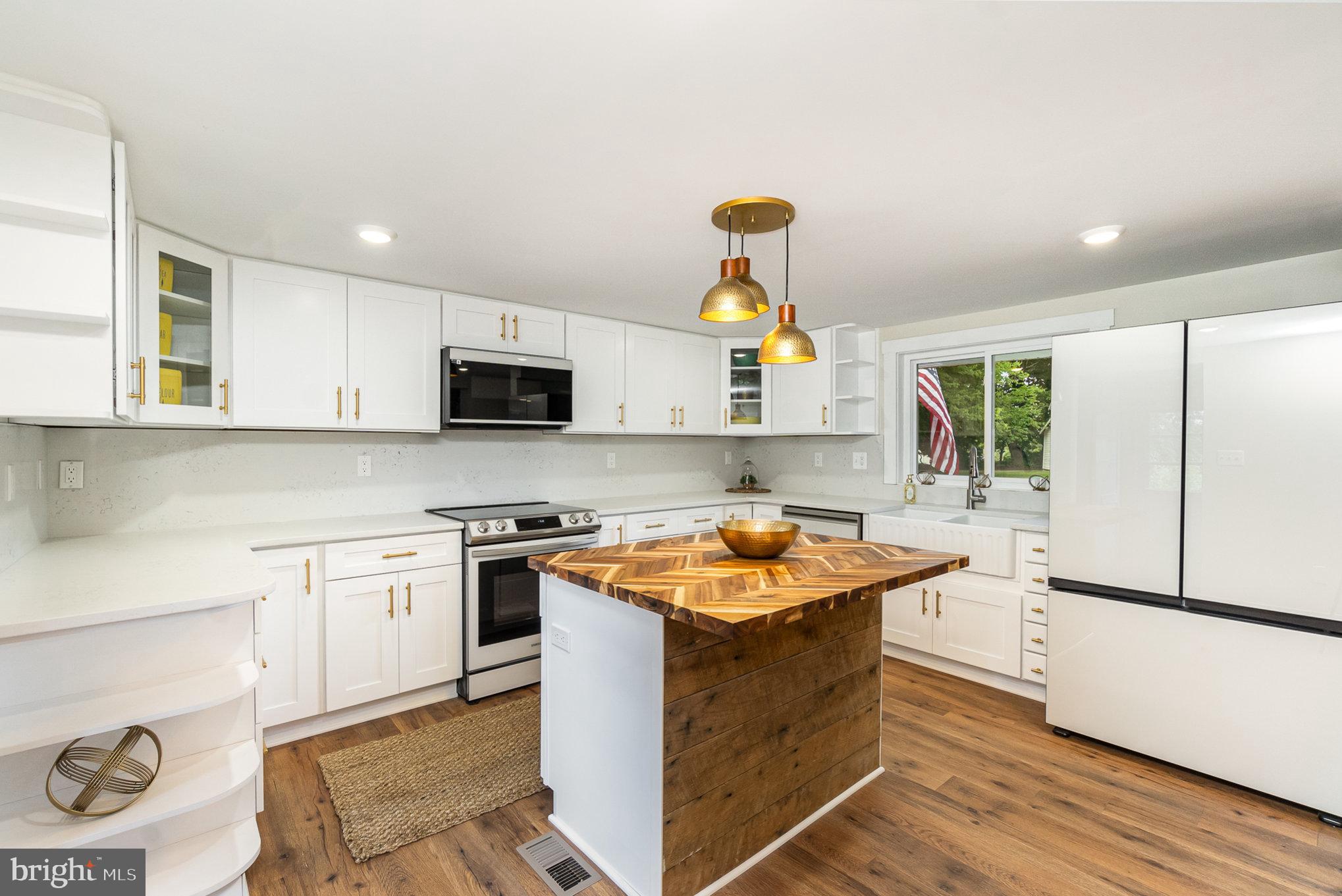1702 High Point Road Forest Hill, MD 21050 - Photo 5 of 40 Reclaimed original wood used for front of island.