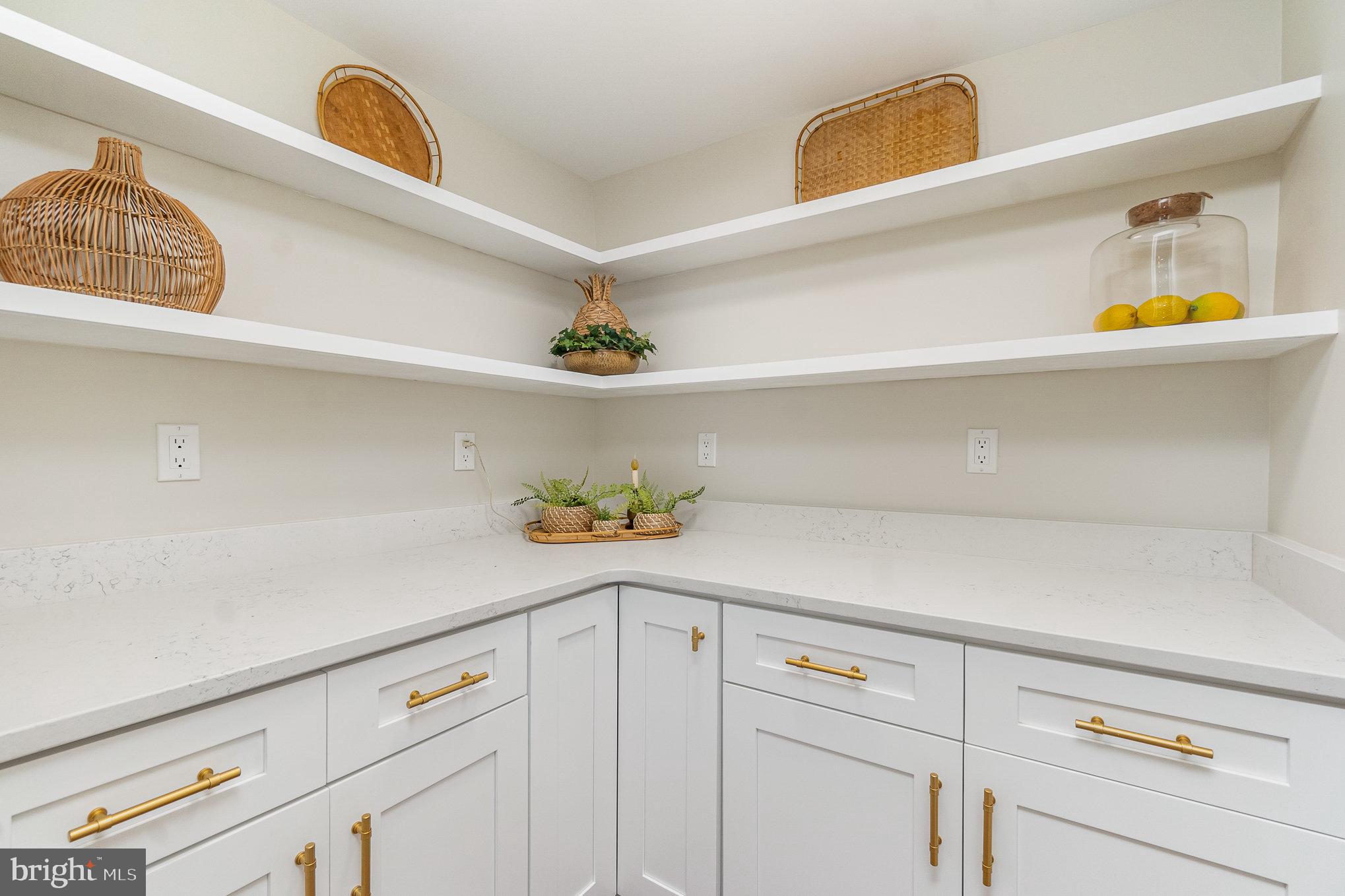 1702 High Point Road Forest Hill, MD 21050 - Photo 8 of 40 Quartz countertops in kitchen & pantry