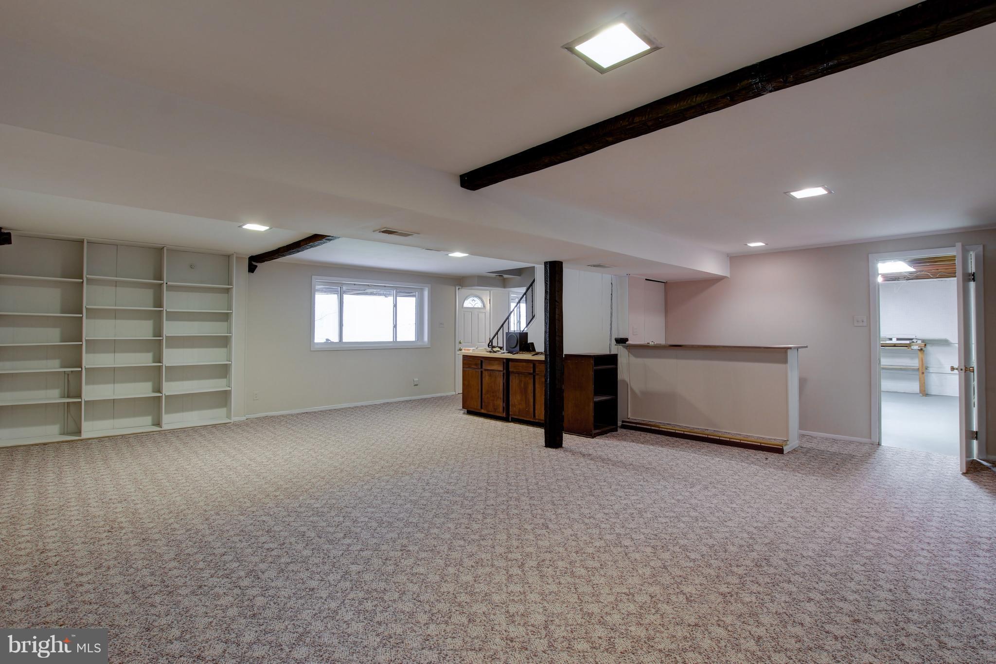 5604 Flag Run Drive Springfield, VA 22151 - Photo 12 of 30 Interior (General)