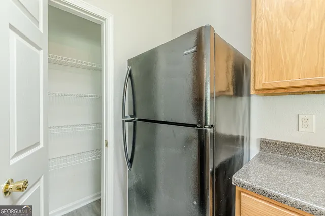 $1,600 | 274 Brookview Drive, Riverdale, GA 30274