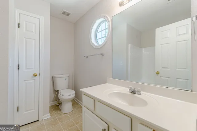 $1,600 | 274 Brookview Drive, Riverdale, GA 30274