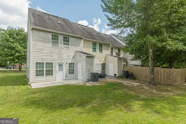 $1,600 | 274 Brookview Drive, Riverdale, GA 30274