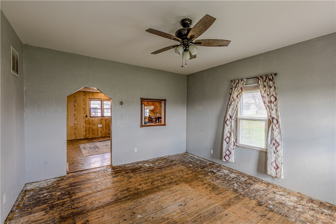 6090 Public Road Macon, IL 62544 - Photo 7 of 13