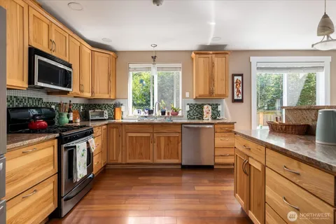 $775,000 | 1796 Twin Oaks Lane, Freeland, WA 98249