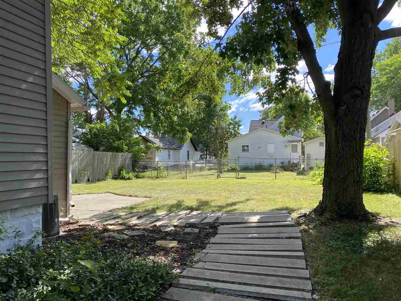 317 Stanton Street Bay City, MI 48708 - Photo 7 of 36 Gallery Image 7