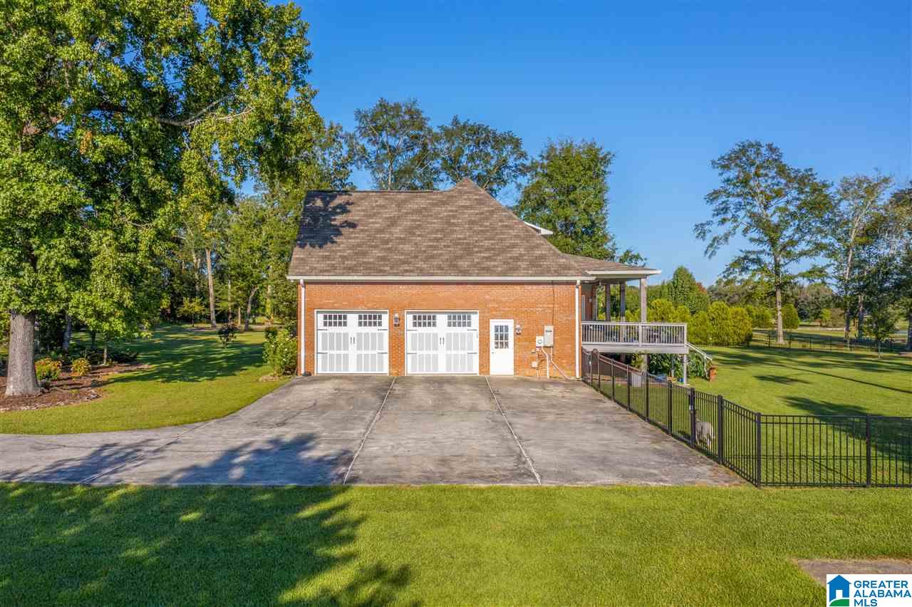 208 Merchant Drive Rainbow City, AL 35906 - Photo 41 of 46