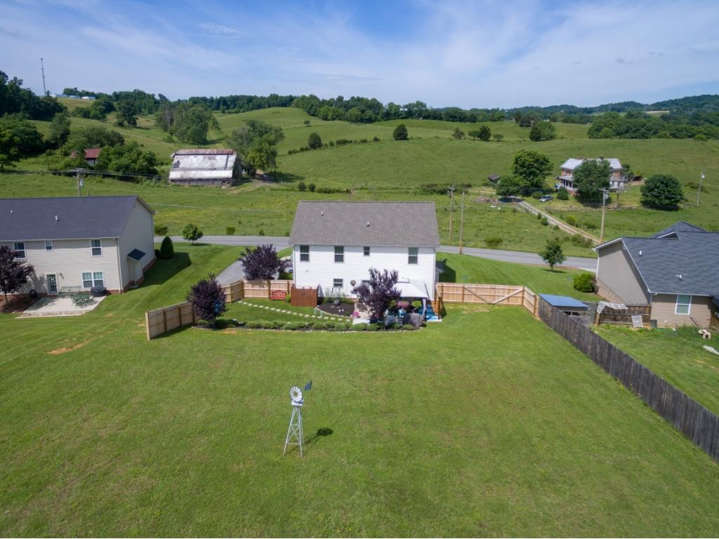 414 Poplar Ridge Road Piney Flats, TN 37686 - Photo 3 of 36 Photo 3