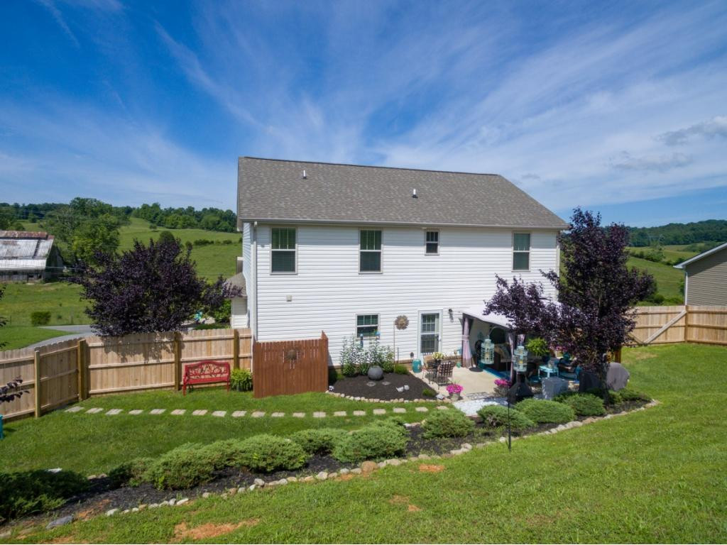 414 Poplar Ridge Road Piney Flats, TN 37686 - Photo 4 of 36 Photo 4