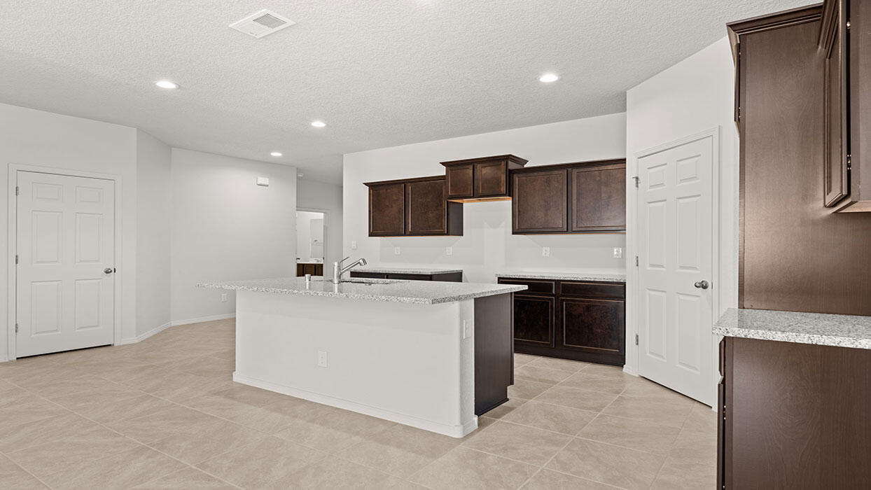 4229 Peakview Loop Northeast Rio Rancho, NM 87144 - Photo 2 of 26 Gallery Image 2