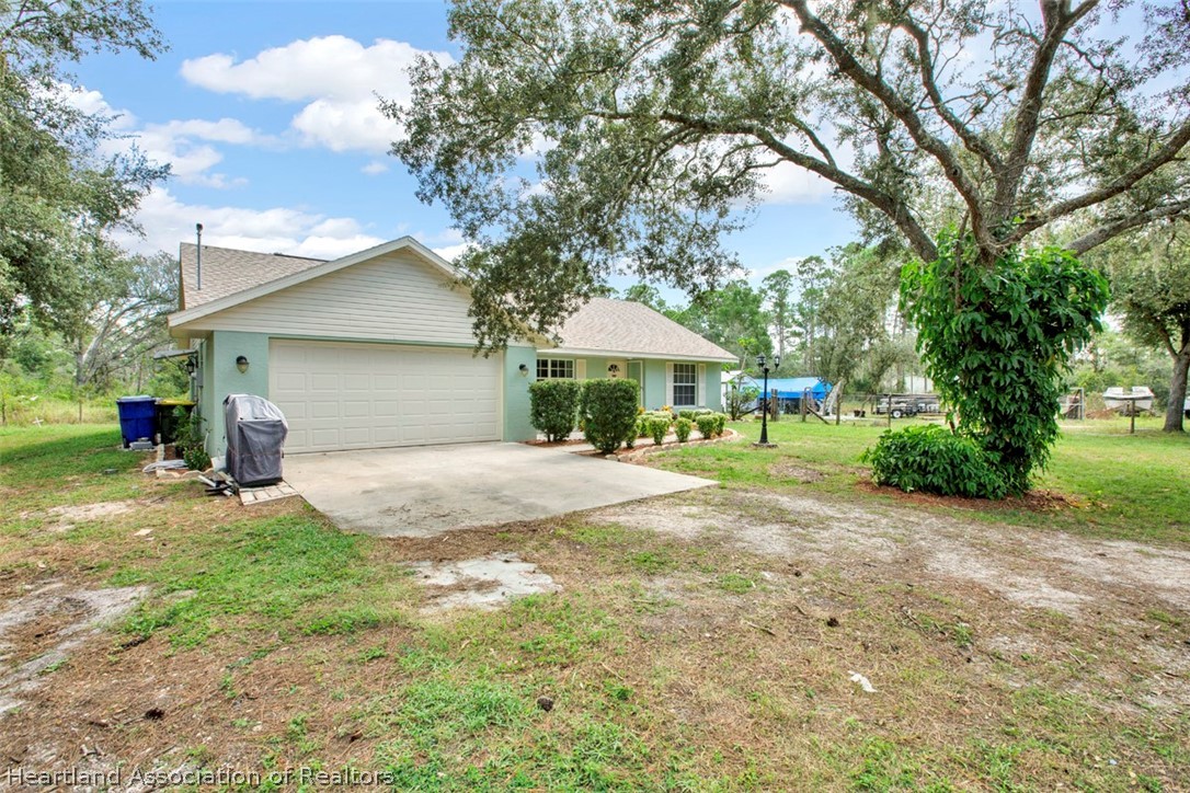 9130 Canter Path Sebring, FL 33875 - Photo 25 of 31 Gallery Image 25