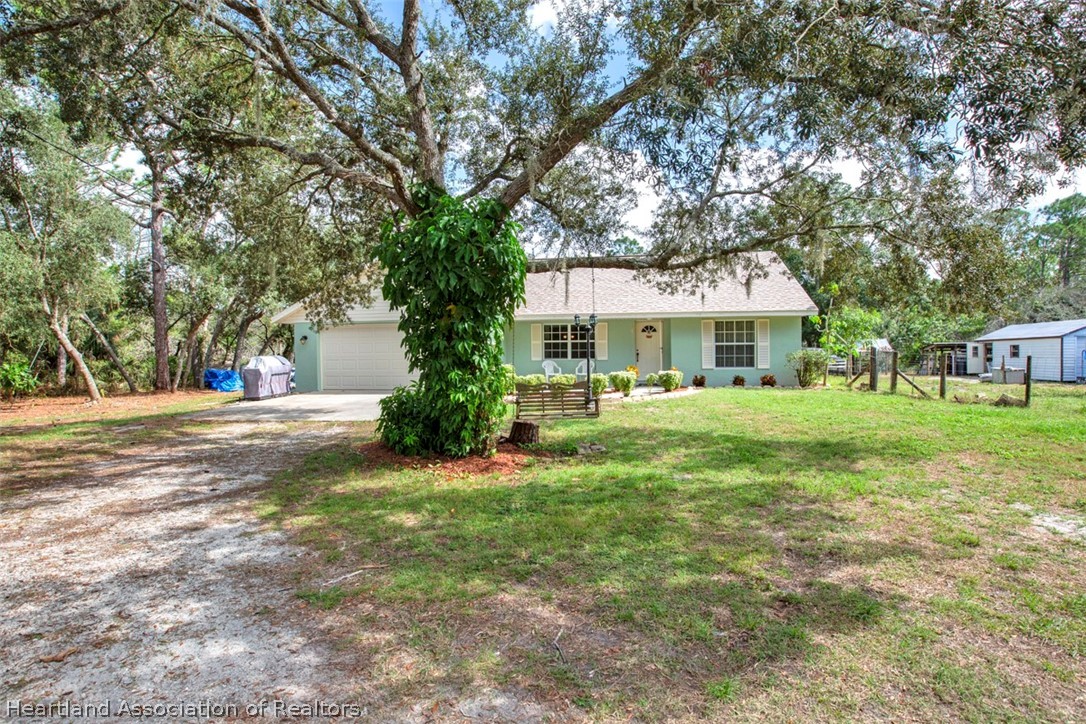 9130 Canter Path Sebring, FL 33875 - Photo 3 of 31 Gallery Image 3
