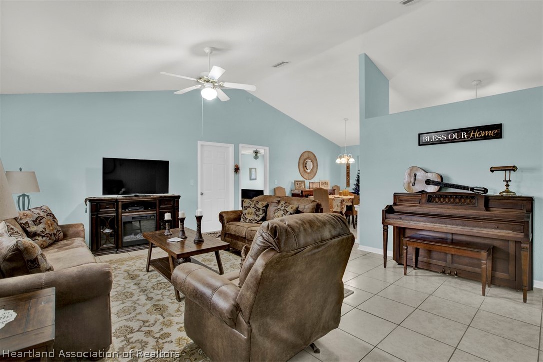 9130 Canter Path Sebring, FL 33875 - Photo 6 of 31 Gallery Image 6