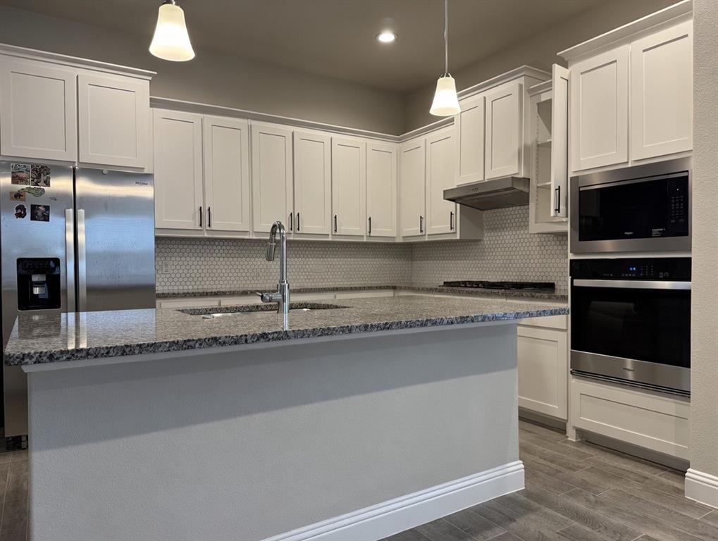 1721 Swallow Street Denton, TX 76205 - Photo 3 of 12