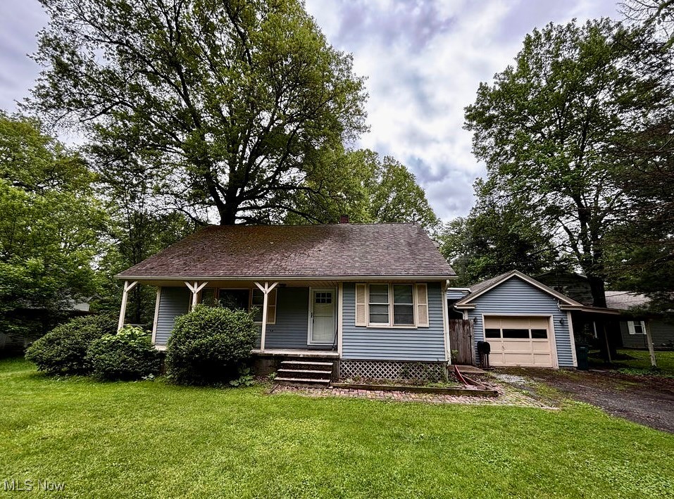 4941 Hopkins Road Youngstown, OH 44511 - Photo 1 of 18 Bungalow-style home