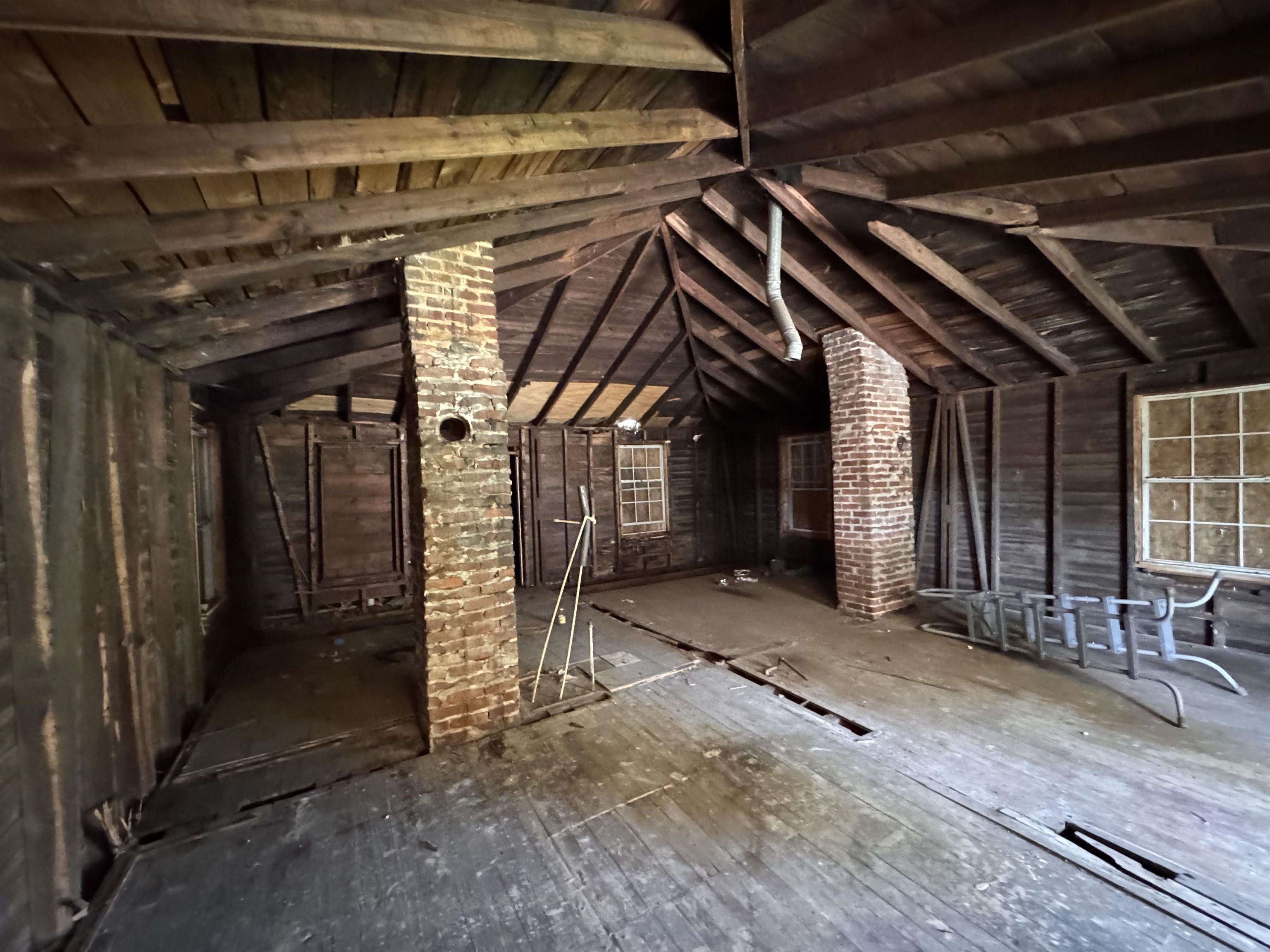 2139 Lyon Avenue Memphis, TN 38108 - Photo 4 of 9 View of unfinished attic