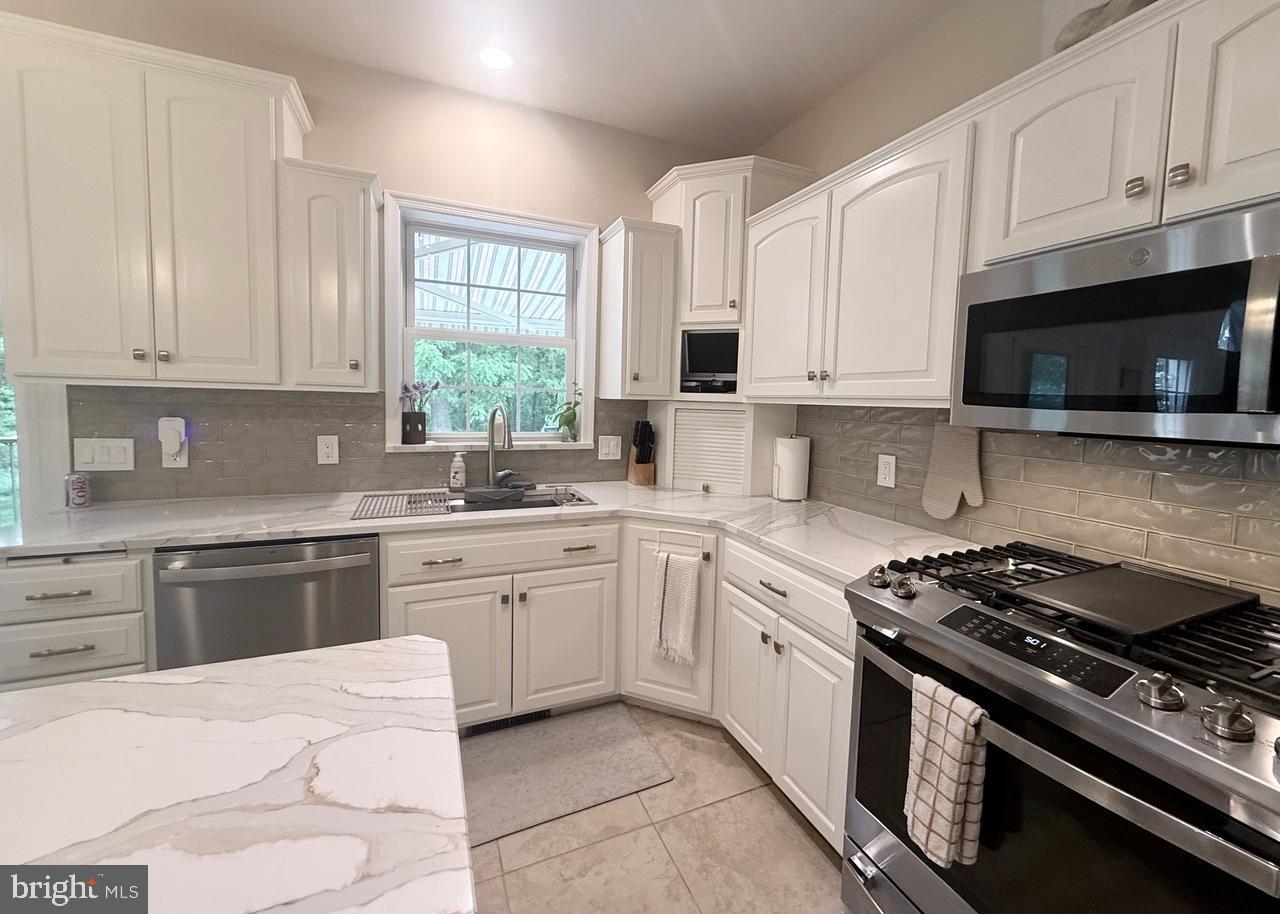 238 Heatherstone Way Lancaster, PA 17601 - Photo 29 of 141
