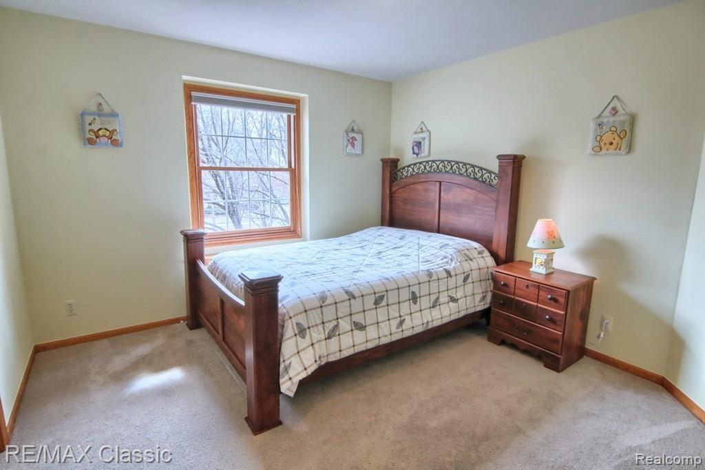 1088 Chesapeake Rochester, MI 48307 - Photo 26 of 41 2nd_Bedroom.jpg