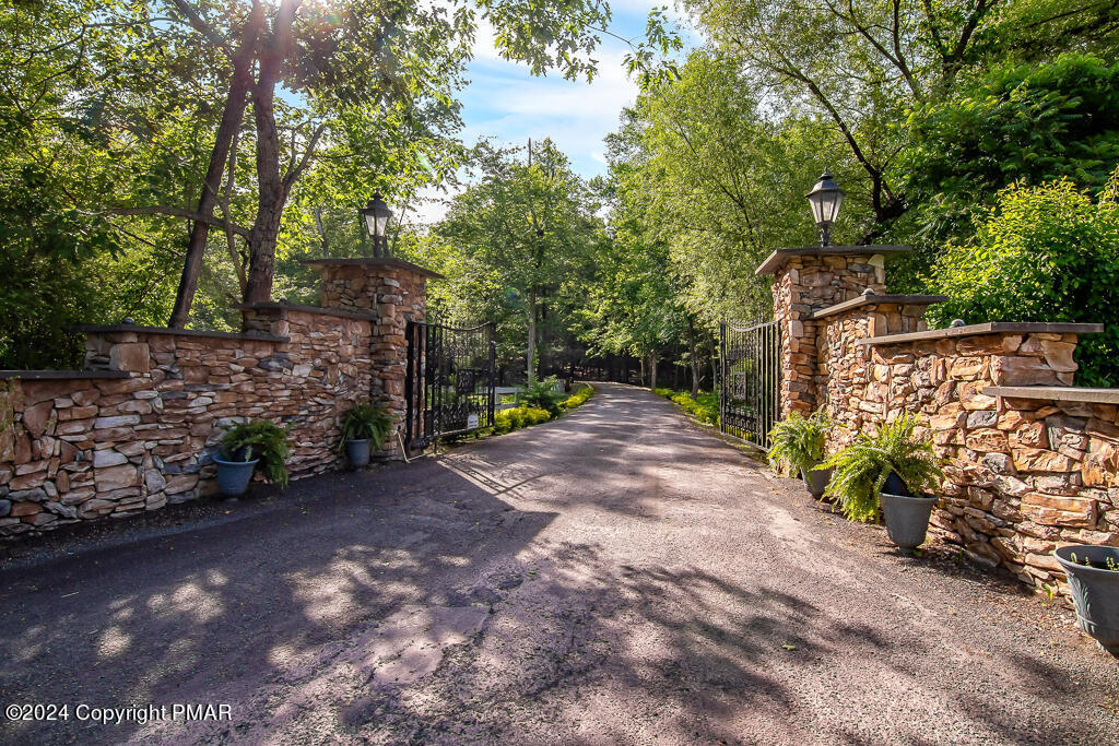 295 Hty Road Kunkletown, PA 18058 - Photo 2 of 70 Entrance to Property
