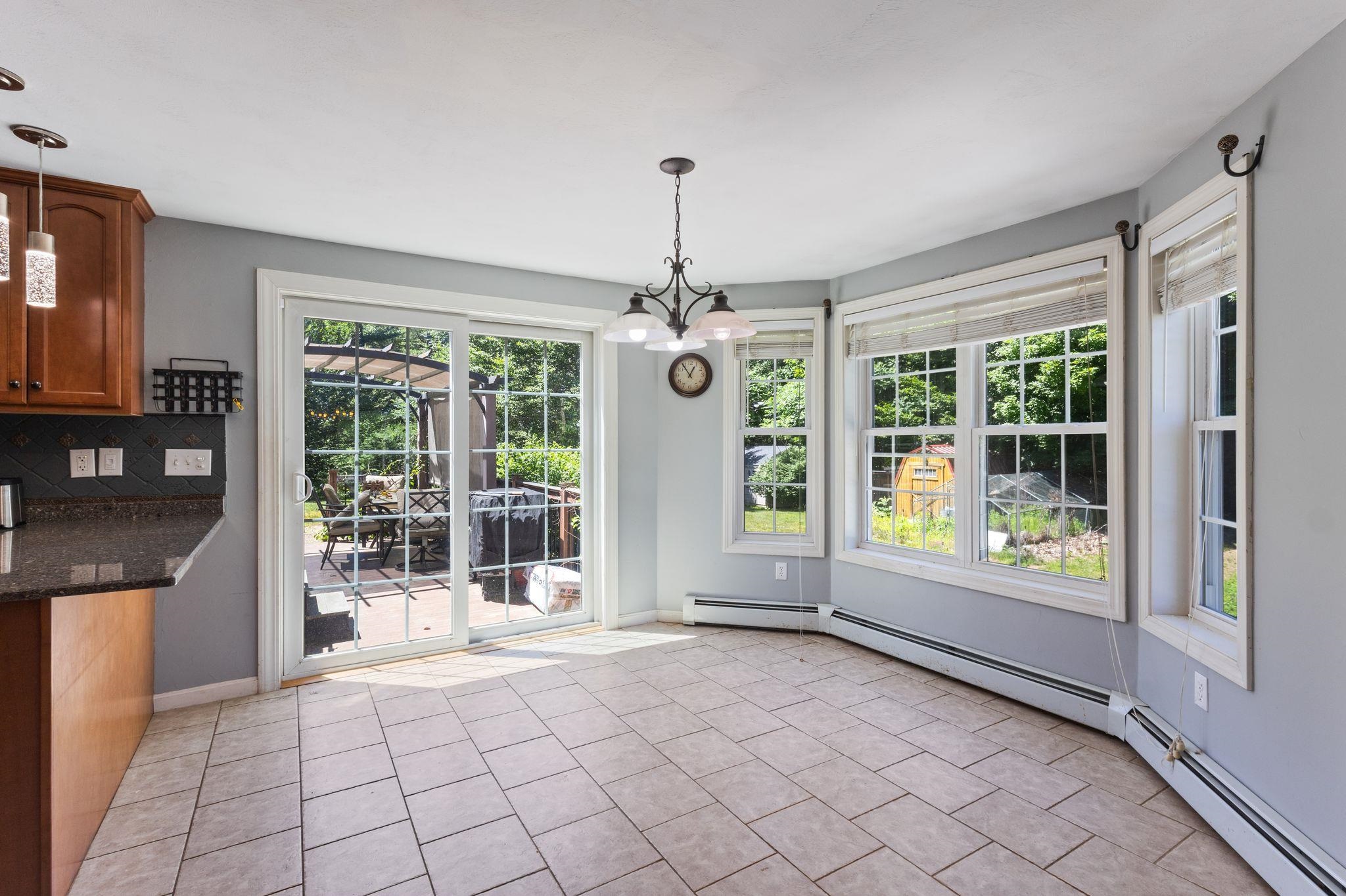 240 Old Nottingham Road Epping, NH 03042 - Photo 10 of 35