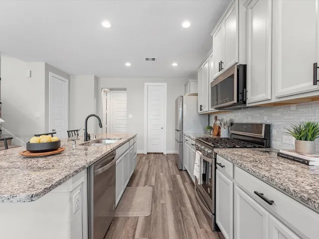 $2,800 | 3112 Flower Market Lane, Houston, TX 77080