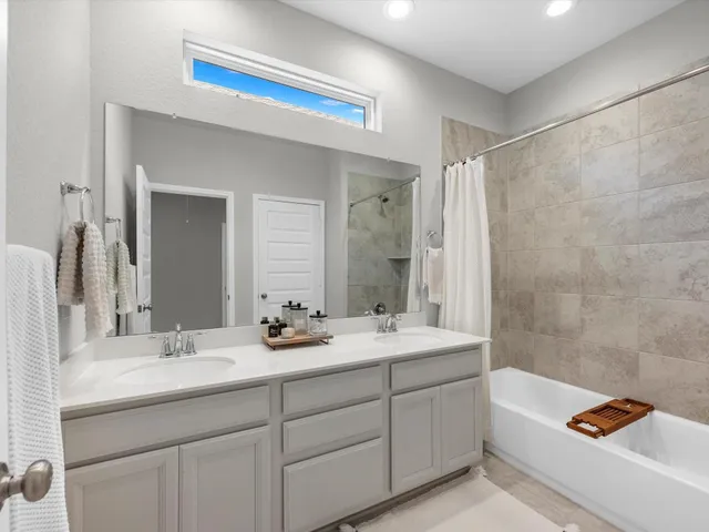 $2,800 | 3112 Flower Market Lane, Houston, TX 77080