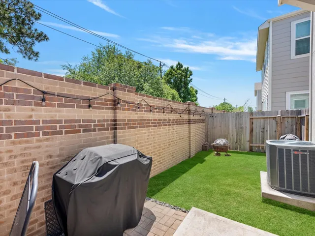 $2,800 | 3112 Flower Market Lane, Houston, TX 77080