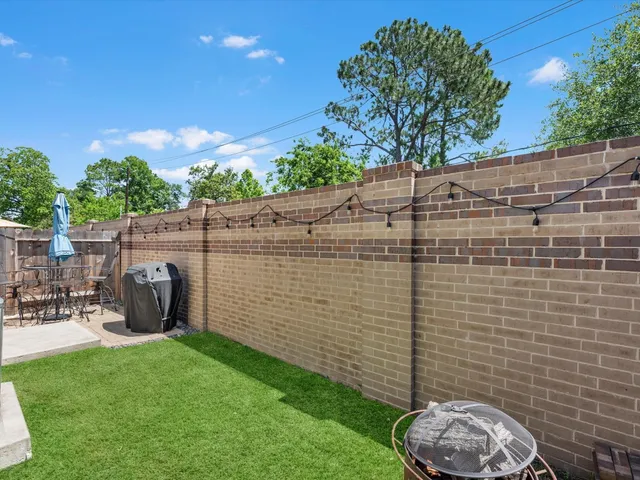 $2,800 | 3112 Flower Market Lane, Houston, TX 77080