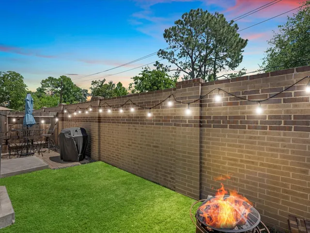 $2,800 | 3112 Flower Market Lane, Houston, TX 77080