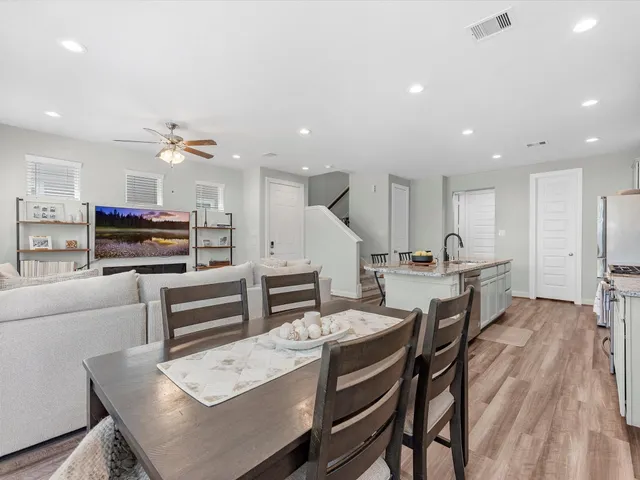 $2,800 | 3112 Flower Market Lane, Houston, TX 77080