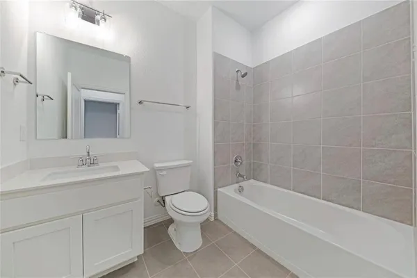 $2,799 | 9920 Hennings Street, Irving, TX 75063