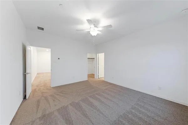 $2,799 | 9920 Hennings Street, Irving, TX 75063