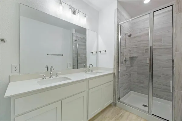 $2,799 | 9920 Hennings Street, Irving, TX 75063