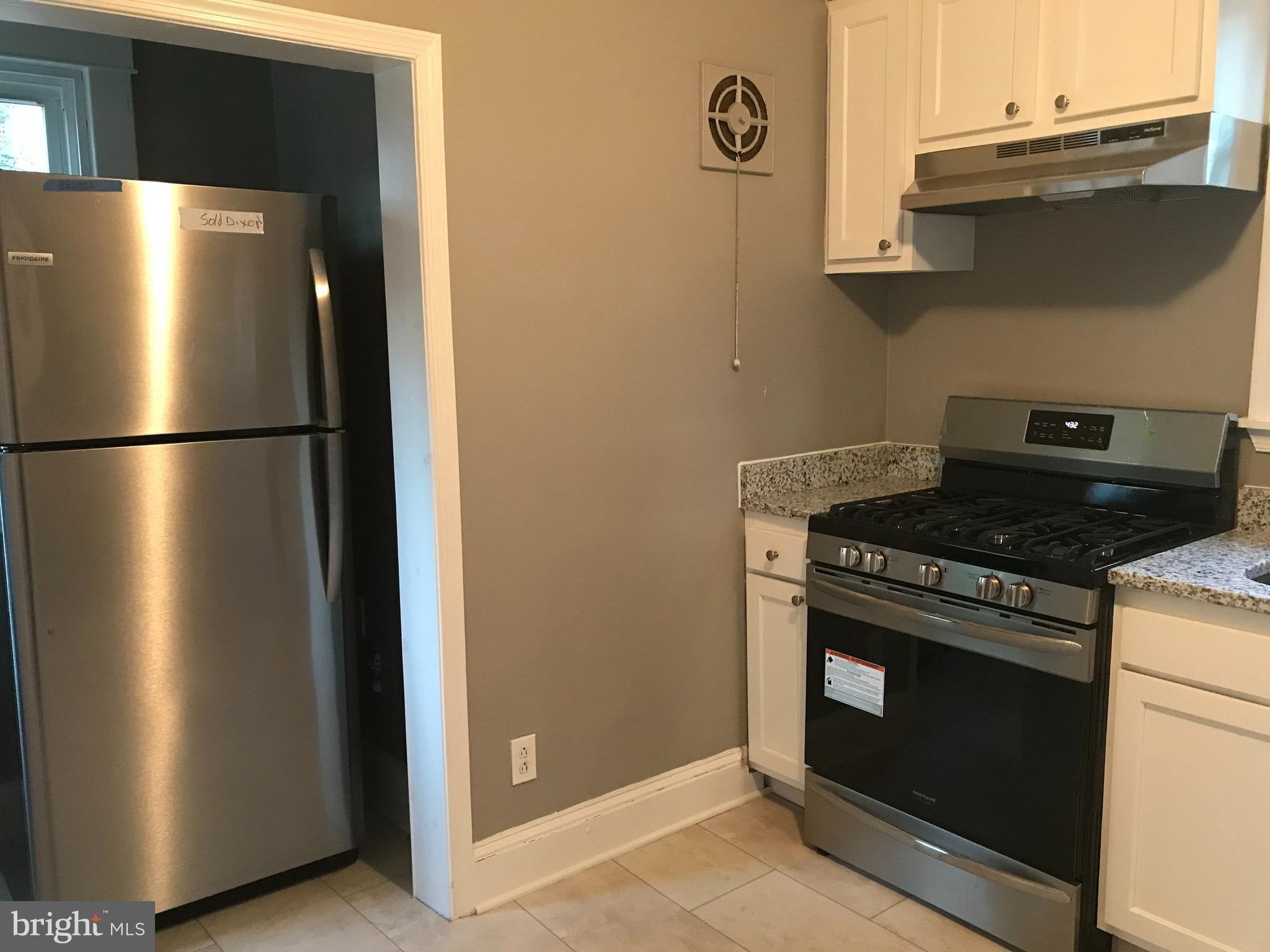 632 St Dunstans Road Baltimore, MD 21212 - Photo 20 of 40