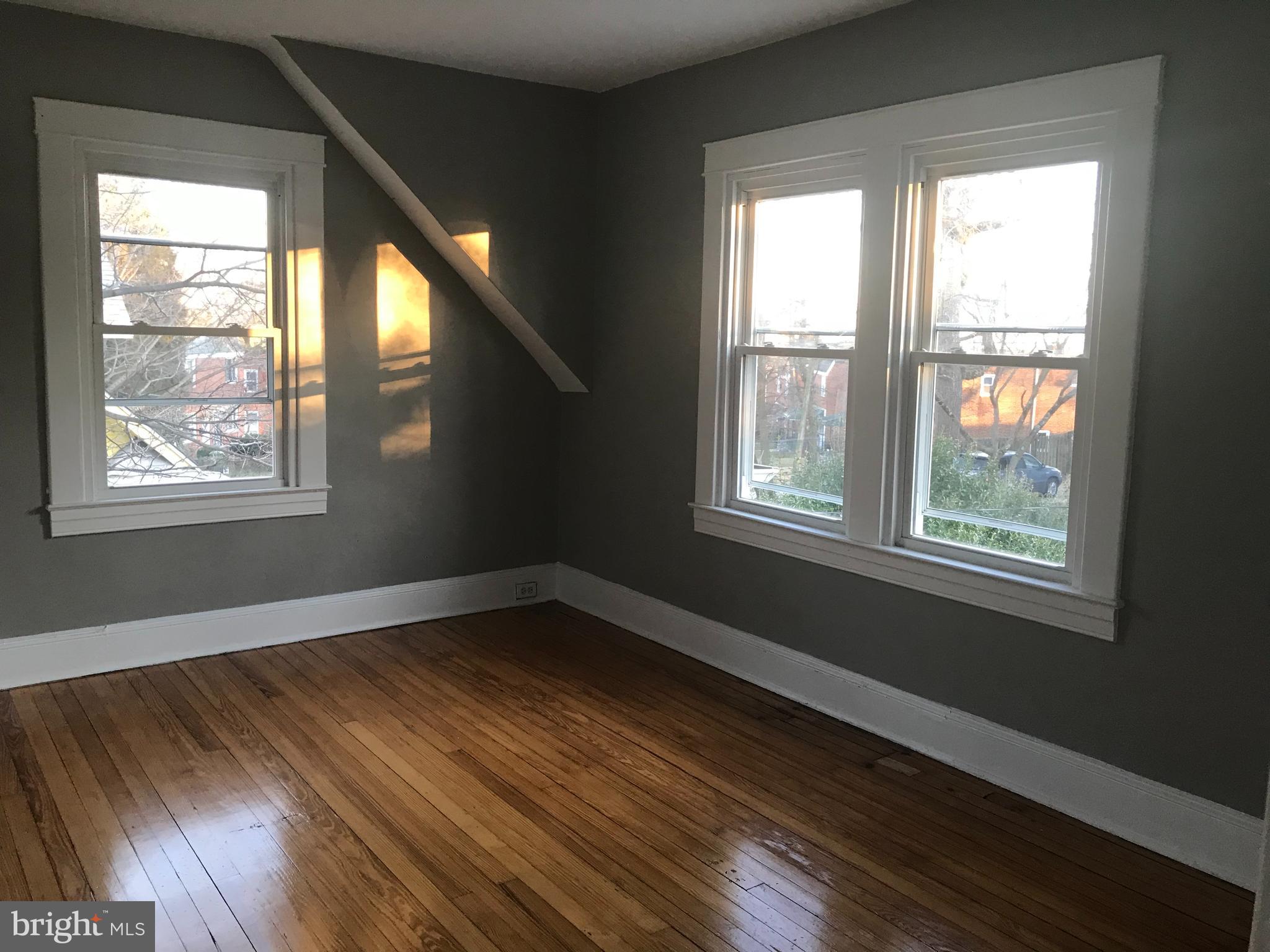 632 St Dunstans Road Baltimore, MD 21212 - Photo 27 of 40