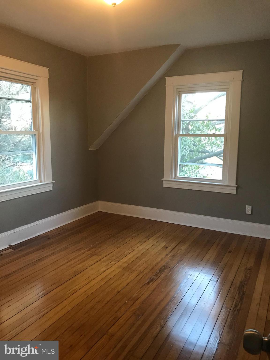 632 St Dunstans Road Baltimore, MD 21212 - Photo 28 of 40