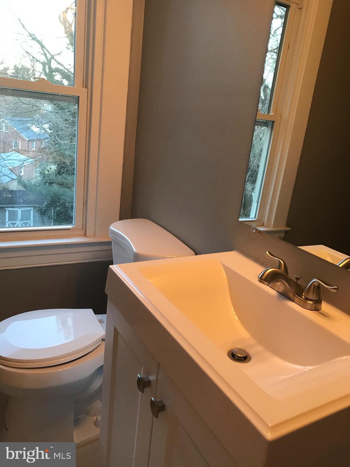 632 St Dunstans Road Baltimore, MD 21212 - Photo 32 of 40