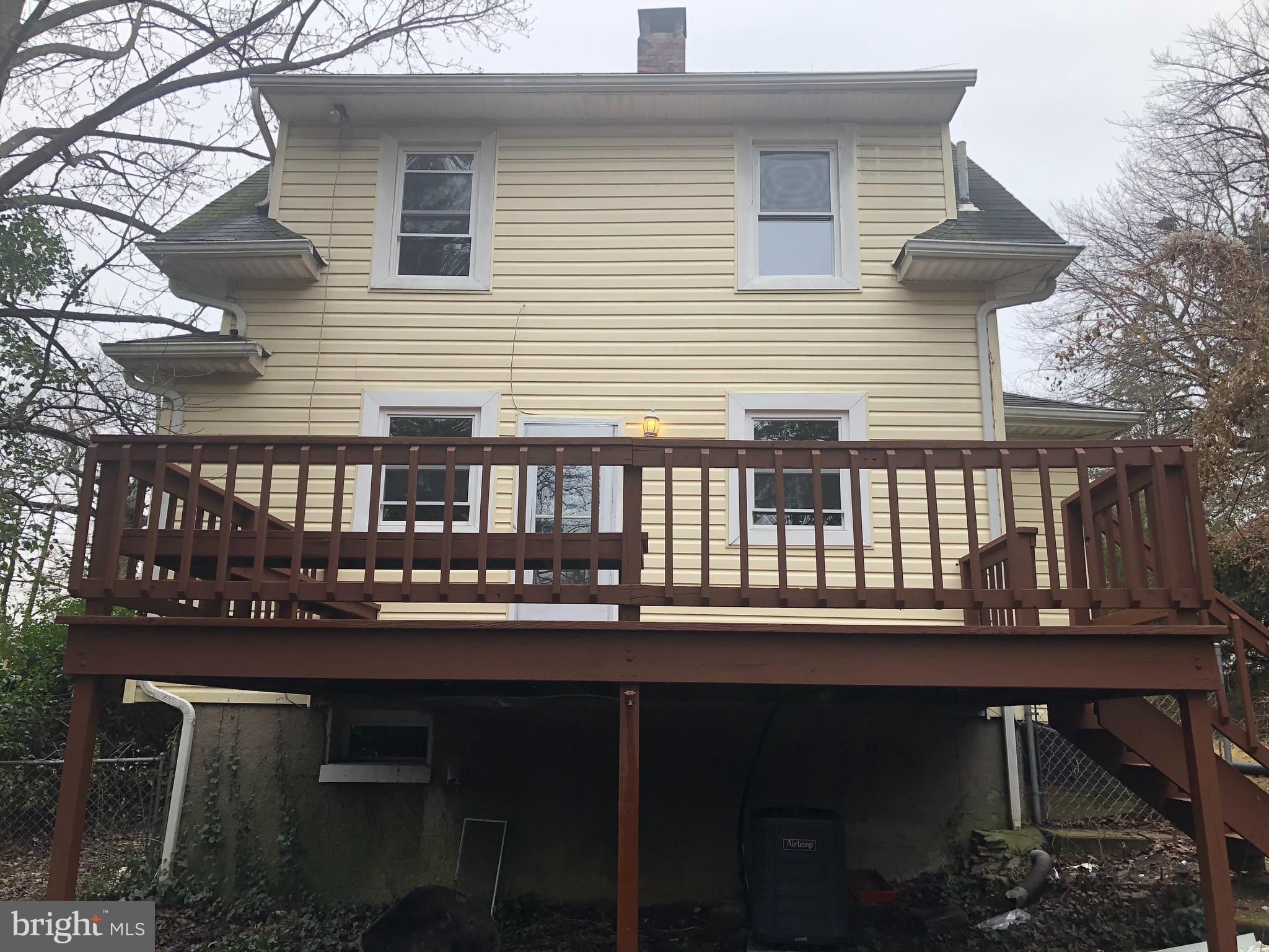 632 St Dunstans Road Baltimore, MD 21212 - Photo 5 of 40