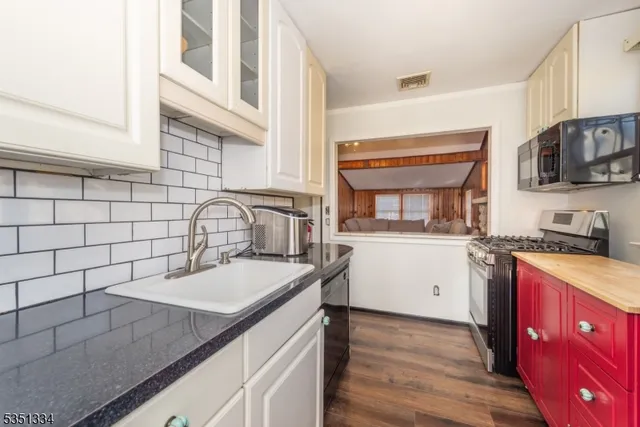 $3,500 | 53 Laurel Drive, Wayne, NJ 07470