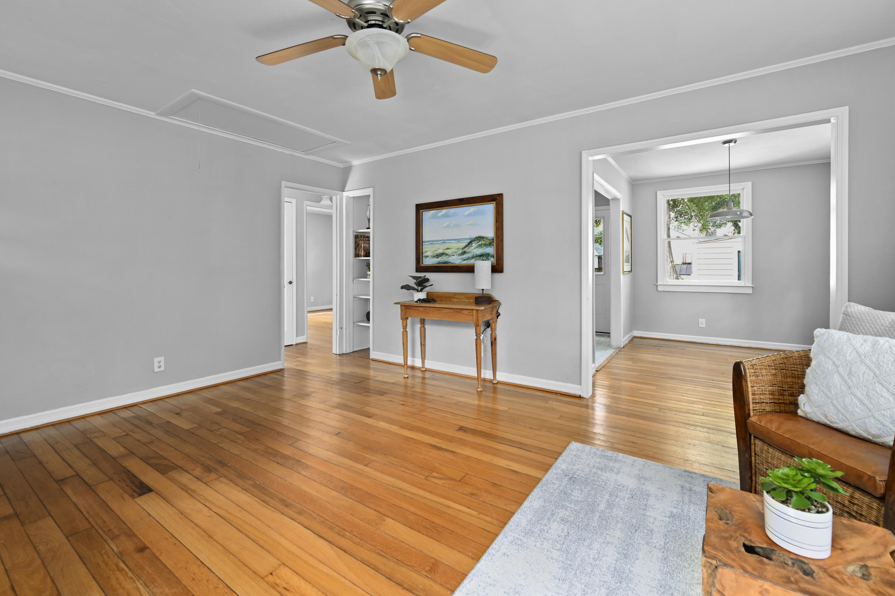 4733 Chesterfield Road North Charleston, SC 29405 - Photo 3 of 16 Living Room