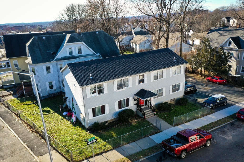 4-10 Tracy Street Springfield, MA 01104 - Photo 18 of 22 Gallery Image 18