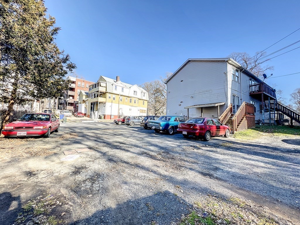 4-10 Tracy Street Springfield, MA 01104 - Photo 7 of 22 Gallery Image 7