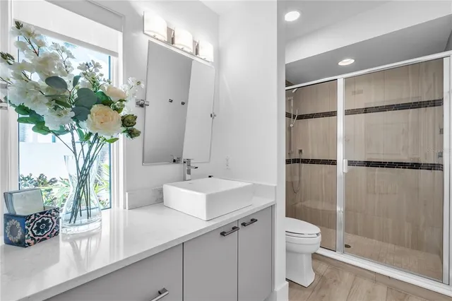 $6,400,000 | 701 Tyler Drive, Sarasota, FL 34236