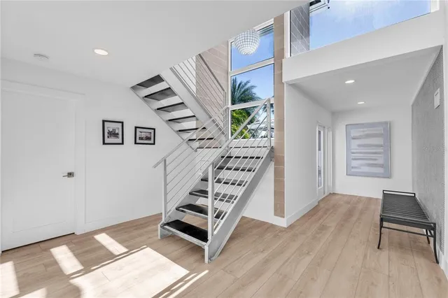 $6,400,000 | 701 Tyler Drive, Sarasota, FL 34236